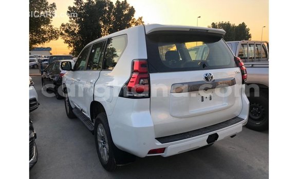 Buy Import Toyota Prado White Car in Import - Dubai in Ashanti Buy Import Toyota Prado White Car in Import - Dubai in Ashanti