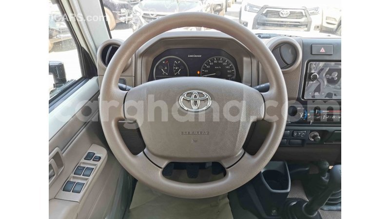 Big with watermark toyota land cruiser ashanti import dubai 24239