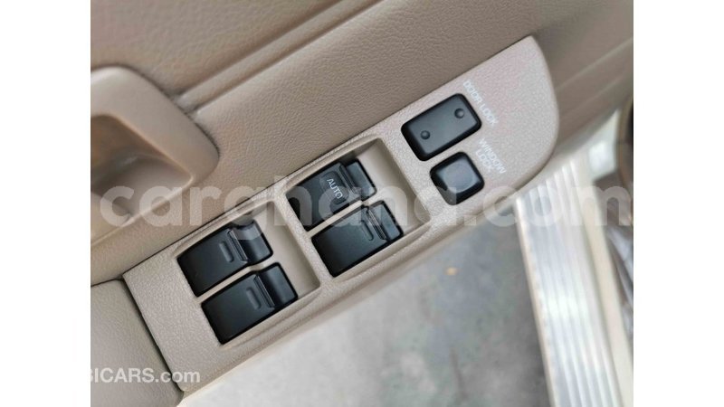 Big with watermark toyota land cruiser ashanti import dubai 24239