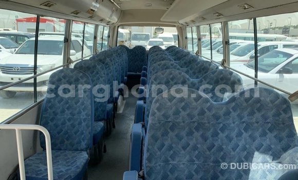 Ra Imported Mitsubishi Carisma funfun Ọkọ̀ in Import - Dubai ni Ashanti Ra Imported Mitsubishi Carisma funfun Ọkọ̀ in Import - Dubai ni Ashanti