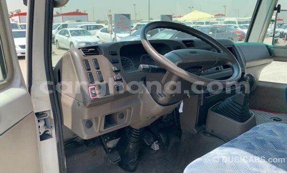 Ra Imported Mitsubishi Carisma funfun Ọkọ̀ in Import - Dubai ni Ashanti Ra Imported Mitsubishi Carisma funfun Ọkọ̀ in Import - Dubai ni Ashanti