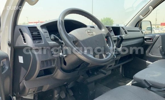 Buy Import Toyota Hiace White Car in Import - Dubai in Ashanti Buy Import Toyota Hiace White Car in Import - Dubai in Ashanti