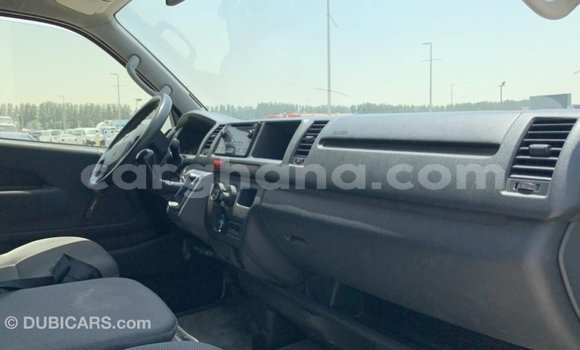 Buy Import Toyota Hiace White Car in Import - Dubai in Ashanti Buy Import Toyota Hiace White Car in Import - Dubai in Ashanti