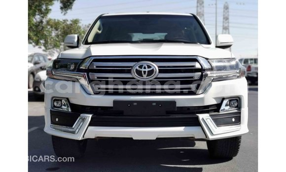 Buy Import Toyota Land Cruiser White Car in Import - Dubai in Ashanti Buy Import Toyota Land Cruiser White Car in Import - Dubai in Ashanti