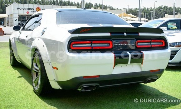 Buy Import Dodge Challenger White Car in Import - Dubai in Ashanti Buy Import Dodge Challenger White Car in Import - Dubai in Ashanti