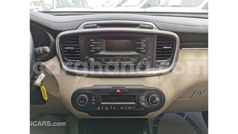 Big with watermark kia sorento ashanti import dubai 24271