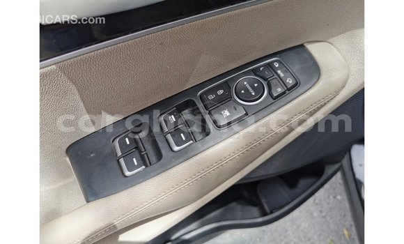 Sayi Imported Kia Sorento Black Mota in Import - Dubai a Ashanti Sayi Imported Kia Sorento Black Mota in Import - Dubai a Ashanti