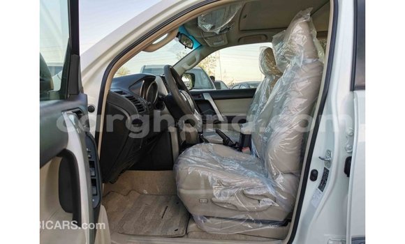 Sayi Imported Toyota Prado White Mota in Import - Dubai a Ashanti Sayi Imported Toyota Prado White Mota in Import - Dubai a Ashanti