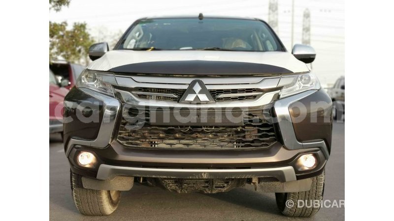 Big with watermark mitsubishi montero ashanti import dubai 24301