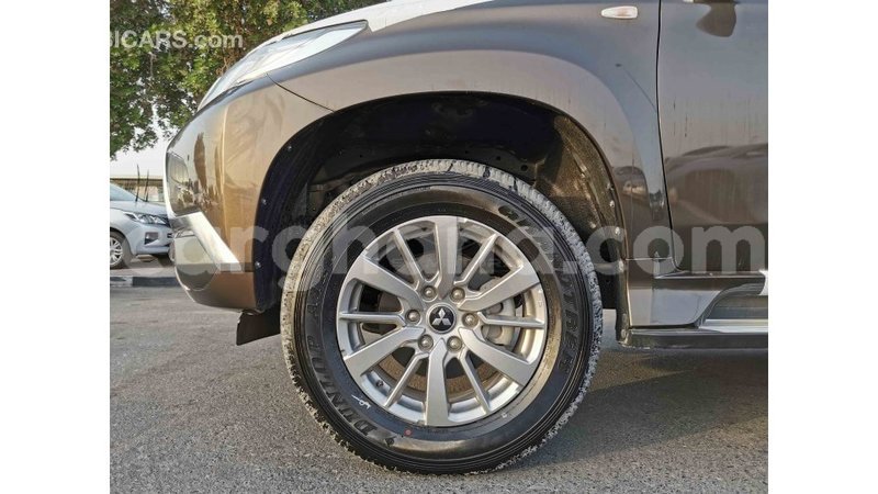 Big with watermark mitsubishi montero ashanti import dubai 24301