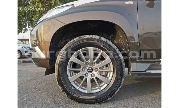 Sayi Imported Mitsubishi Montero Brown Mota in Import - Dubai a Ashanti Sayi Imported Mitsubishi Montero Brown Mota in Import - Dubai a Ashanti