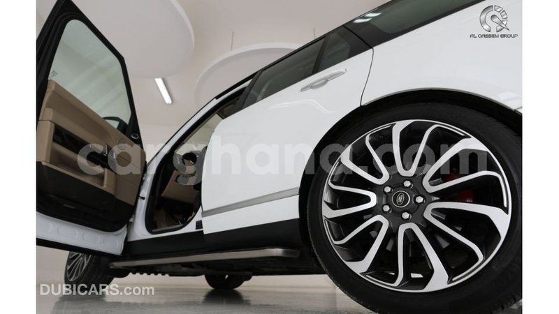 Big with watermark land rover range rover ashanti import dubai 24327