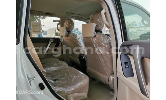 Sayi Imported Toyota Prado White Mota in Import - Dubai a Ashanti Sayi Imported Toyota Prado White Mota in Import - Dubai a Ashanti