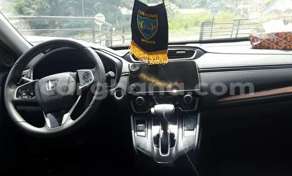 Buy Used Honda CR–V Silver Car in Accra in Greater Accra Buy Used Honda CR–V Silver Car in Accra in Greater Accra