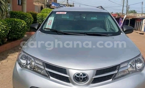 Buy Used Toyota Highlander White Car in Accra in Greater Accra Buy Used Toyota Highlander White Car in Accra in Greater Accra