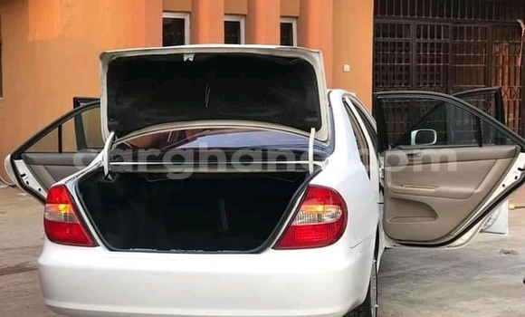 Buy Used Toyota Camry White Car in Accra in Greater Accra Buy Used Toyota Camry White Car in Accra in Greater Accra