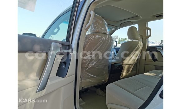 Buy Import Toyota Prado White Car in Import - Dubai in Ashanti Buy Import Toyota Prado White Car in Import - Dubai in Ashanti