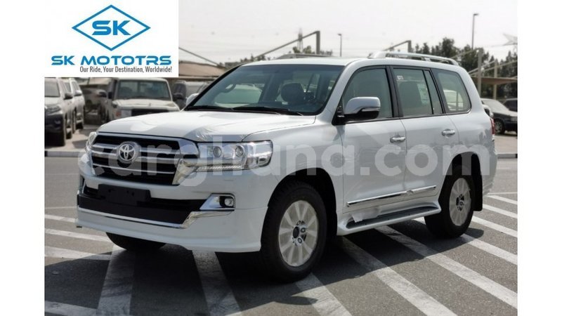 Big with watermark toyota land cruiser ashanti import dubai 24379