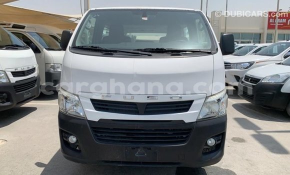 Ra Imported Mitsubishi Fuso funfun Ọkọ̀ akẹ́rù ńlá in Import - Dubai ni Ashanti Ra Imported Mitsubishi Fuso funfun Ọkọ̀ akẹ́rù ńlá in Import - Dubai ni Ashanti