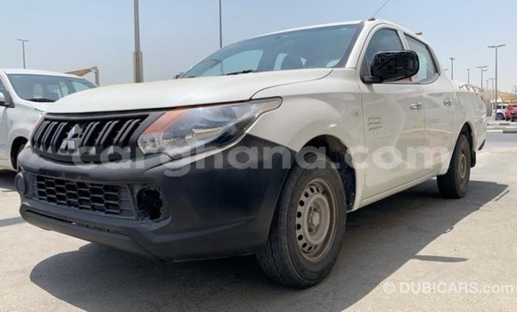 Buy Import Mitsubishi L200 White Car in Import - Dubai in Ashanti Buy Import Mitsubishi L200 White Car in Import - Dubai in Ashanti