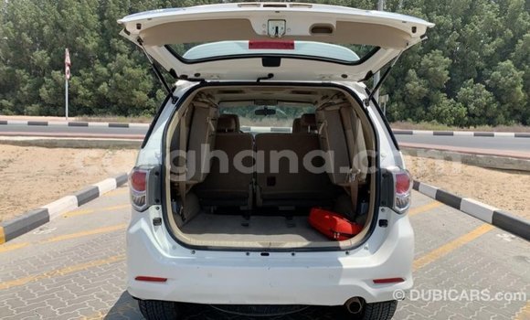 Ra Imported Toyota Fortuner funfun Ọkọ̀ in Import - Dubai ni Ashanti Ra Imported Toyota Fortuner funfun Ọkọ̀ in Import - Dubai ni Ashanti