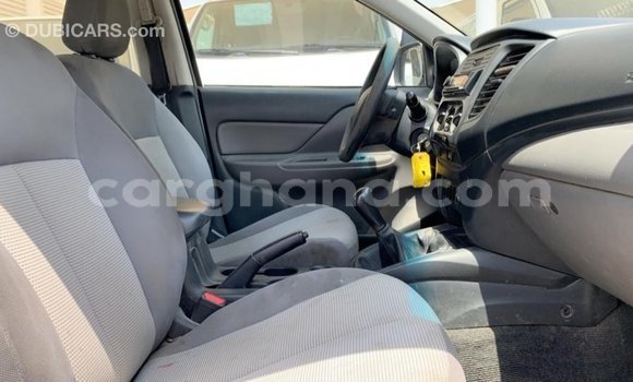Buy Import Mitsubishi L200 White Car in Import - Dubai in Ashanti Buy Import Mitsubishi L200 White Car in Import - Dubai in Ashanti