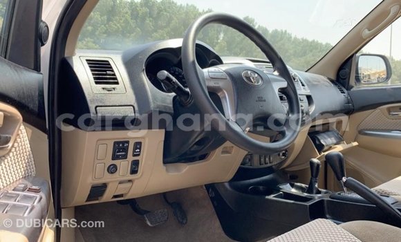 Ra Imported Toyota Fortuner funfun Ọkọ̀ in Import - Dubai ni Ashanti Ra Imported Toyota Fortuner funfun Ọkọ̀ in Import - Dubai ni Ashanti