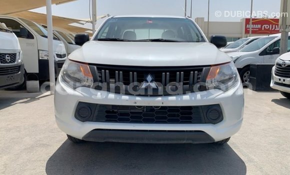 Ra Imported Mitsubishi L200 funfun Ọkọ̀ in Import - Dubai ni Ashanti Ra Imported Mitsubishi L200 funfun Ọkọ̀ in Import - Dubai ni Ashanti