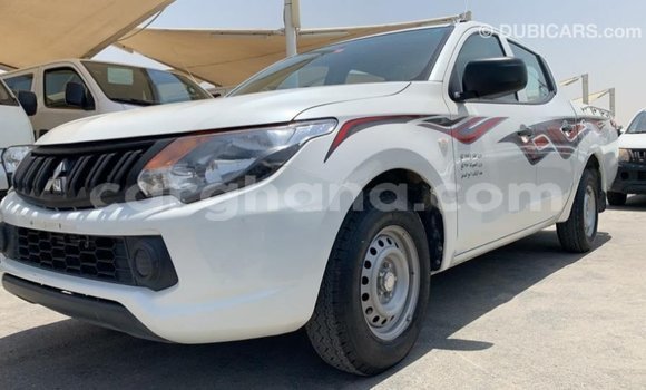 Ra Imported Mitsubishi L200 funfun Ọkọ̀ in Import - Dubai ni Ashanti Ra Imported Mitsubishi L200 funfun Ọkọ̀ in Import - Dubai ni Ashanti