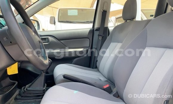 Ra Imported Mitsubishi L200 funfun Ọkọ̀ in Import - Dubai ni Ashanti Ra Imported Mitsubishi L200 funfun Ọkọ̀ in Import - Dubai ni Ashanti