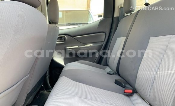 Ra Imported Mitsubishi L200 funfun Ọkọ̀ in Import - Dubai ni Ashanti Ra Imported Mitsubishi L200 funfun Ọkọ̀ in Import - Dubai ni Ashanti