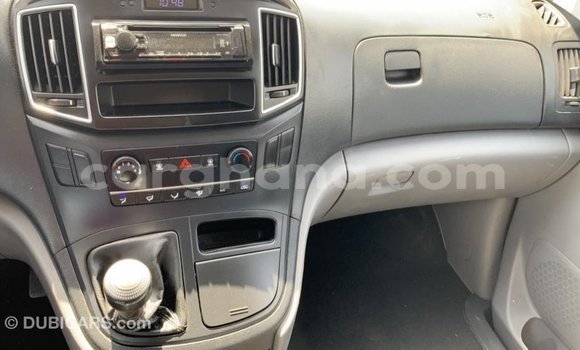 Buy Import Hyundai Accent White Car in Import - Dubai in Ashanti Buy Import Hyundai Accent White Car in Import - Dubai in Ashanti