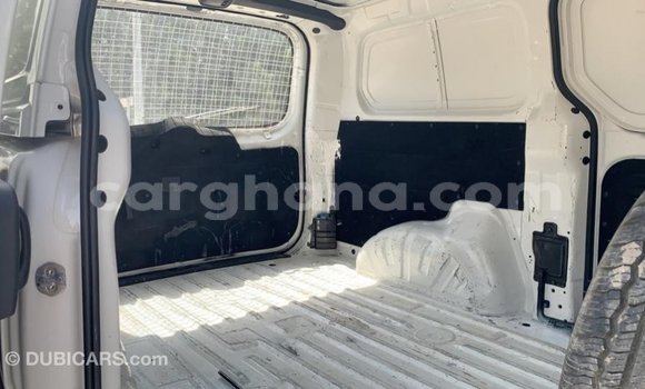 Buy Import Hyundai Accent White Car in Import - Dubai in Ashanti Buy Import Hyundai Accent White Car in Import - Dubai in Ashanti