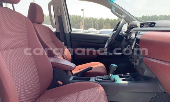 Ra Imported Toyota Hilux funfun Ọkọ̀ in Import - Dubai ni Ashanti Ra Imported Toyota Hilux funfun Ọkọ̀ in Import - Dubai ni Ashanti
