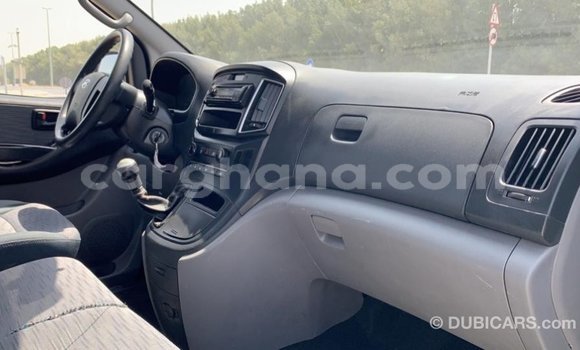 Buy Import Hyundai Accent White Car in Import - Dubai in Ashanti Buy Import Hyundai Accent White Car in Import - Dubai in Ashanti