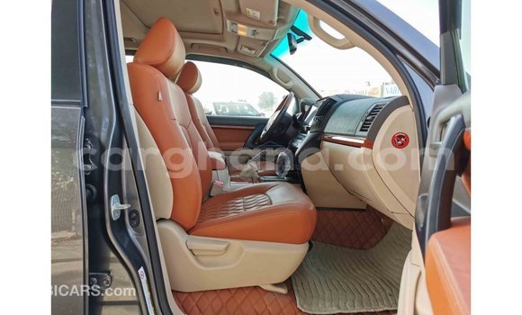 Buy Import Toyota Land Cruiser Other Car in Import - Dubai in Ashanti Buy Import Toyota Land Cruiser Other Car in Import - Dubai in Ashanti