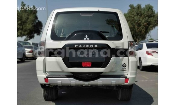 Sayi Imported Mitsubishi Pajero White Mota in Import - Dubai a Ashanti Sayi Imported Mitsubishi Pajero White Mota in Import - Dubai a Ashanti