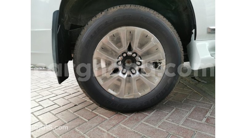 Big with watermark toyota prado ashanti import dubai 24434