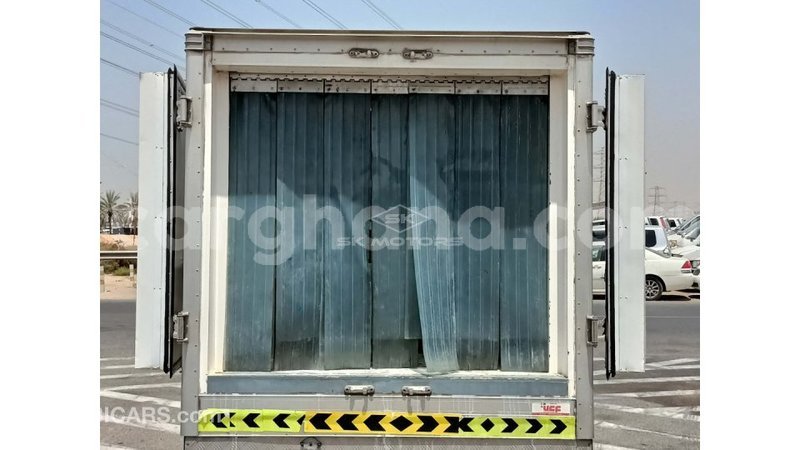 Big with watermark toyota hilux ashanti import dubai 24476