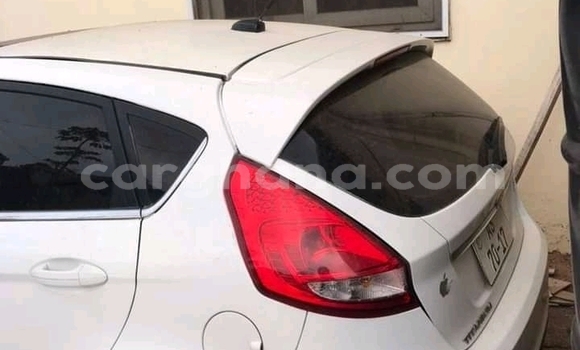 Sayi Na hannu Ford Aspire White Mota in Accra a Greater Accra Sayi Na hannu Ford Aspire White Mota in Accra a Greater Accra