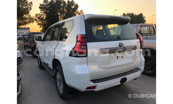 Sayi Imported Toyota Prado White Mota in Import - Dubai a Ashanti Sayi Imported Toyota Prado White Mota in Import - Dubai a Ashanti