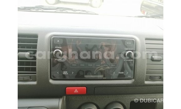 Sayi Imported Toyota Hiace White Mota in Import - Dubai a Ashanti Sayi Imported Toyota Hiace White Mota in Import - Dubai a Ashanti
