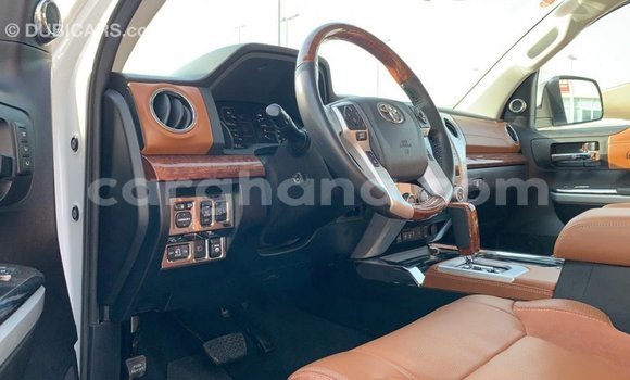 Sayi Imported Toyota Tundra White Mota in Import - Dubai a Ashanti Sayi Imported Toyota Tundra White Mota in Import - Dubai a Ashanti