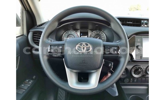 Buy Import Toyota Hilux White Car in Import - Dubai in Ashanti Buy Import Toyota Hilux White Car in Import - Dubai in Ashanti