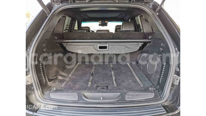 Big with watermark jeep grand cherokee ashanti import dubai 24561