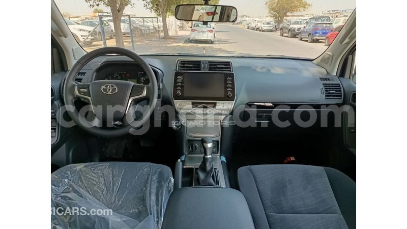 Big with watermark toyota prado ashanti import dubai 24571