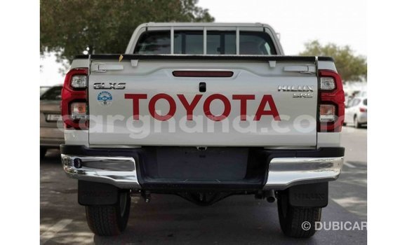 Ra Imported Toyota Hilux funfun Ọkọ̀ in Import - Dubai ni Ashanti Ra Imported Toyota Hilux funfun Ọkọ̀ in Import - Dubai ni Ashanti