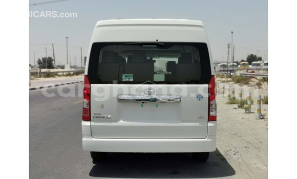 Ra Imported Toyota Hiace funfun Ọkọ̀ in Import - Dubai ni Ashanti Ra Imported Toyota Hiace funfun Ọkọ̀ in Import - Dubai ni Ashanti