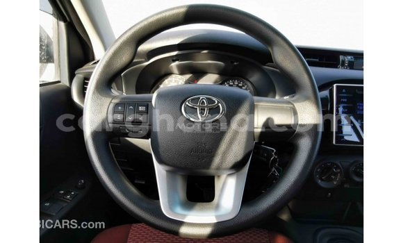 Buy Import Toyota Hilux White Car in Import - Dubai in Ashanti Buy Import Toyota Hilux White Car in Import - Dubai in Ashanti