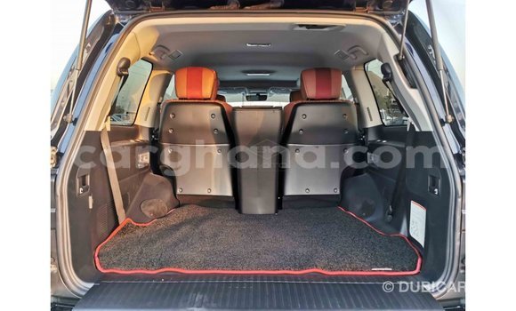 Ra Imported Toyota Land Cruiser Black Ọkọ̀ in Import - Dubai ni Ashanti Ra Imported Toyota Land Cruiser Black Ọkọ̀ in Import - Dubai ni Ashanti